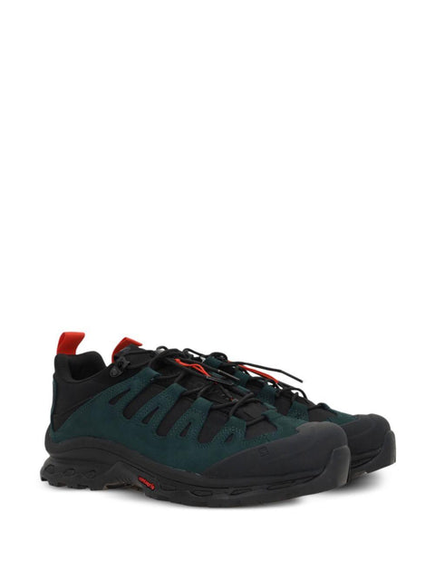 Sneaker Quest Low 2 by GR10K