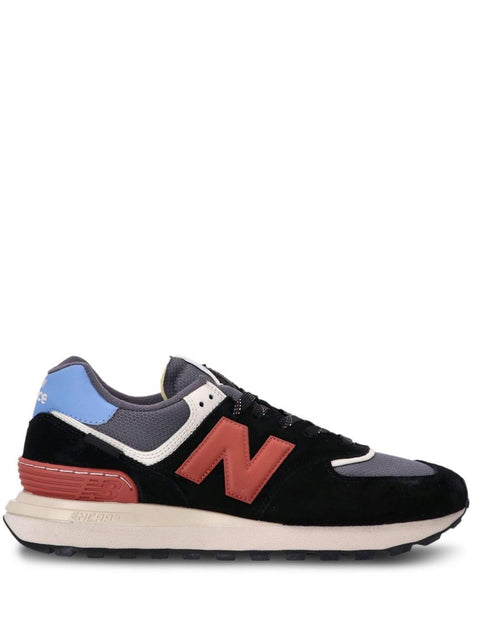 Sneaker logate