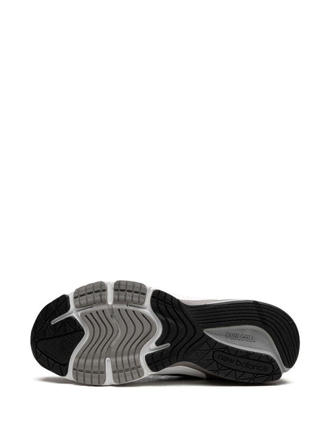 Sneakers 990 V6