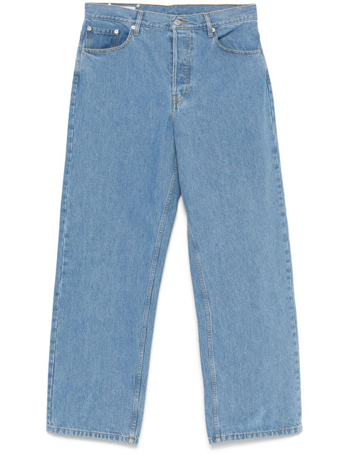 Jeans in denim