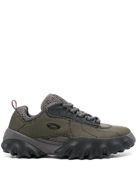 Sneaker Chow Saw