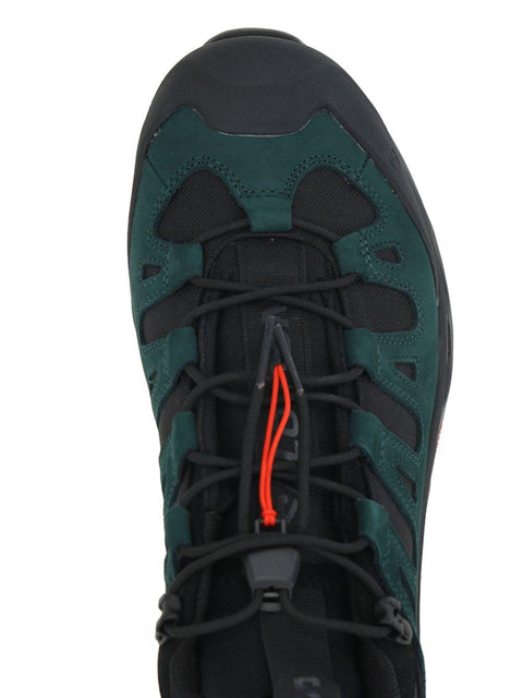 Sneaker Quest Low 2 by GR10K