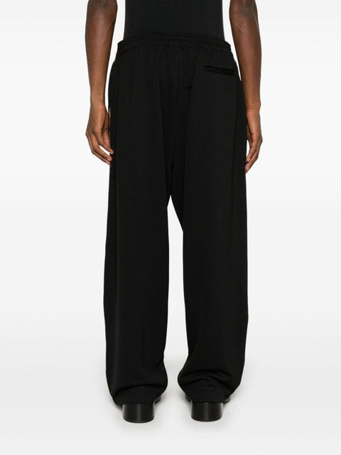 Pantalone con ricamo
