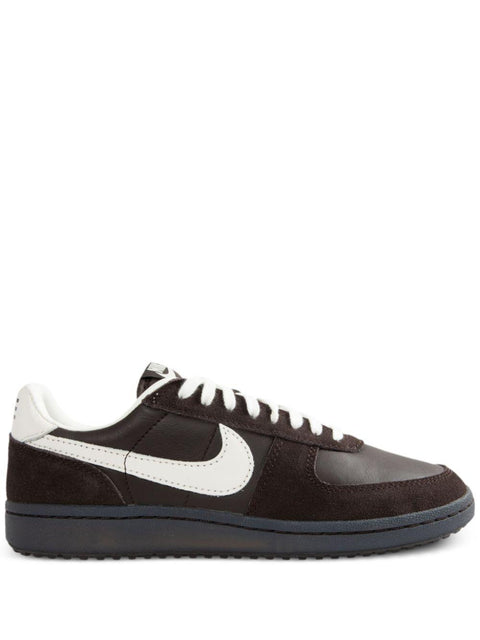 Sneaker Field General '82