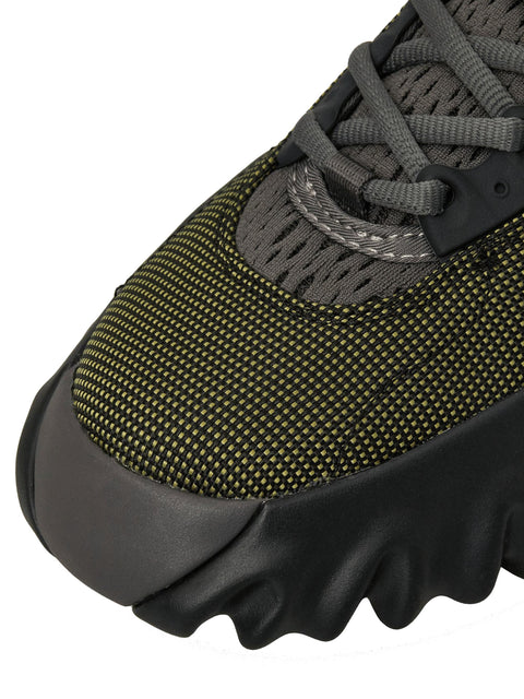 Sneaker Chow Saw