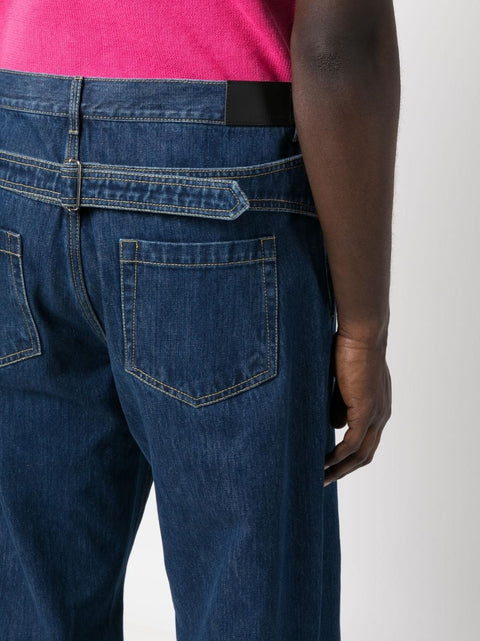 Jeans in denim
