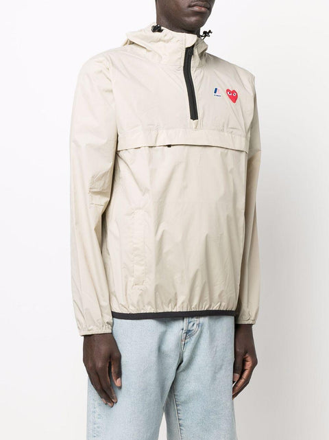 Giacca con cappuccio AZJ502051 3BEIGE COMME DES GARÇONS PLAY 
