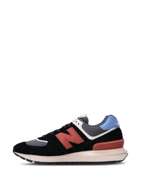 Sneaker logate