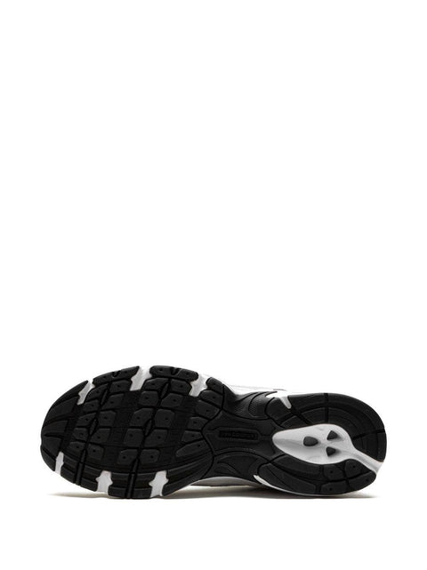 Sneaker 530