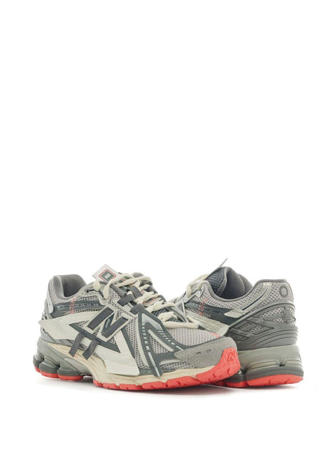Sneakers 1906