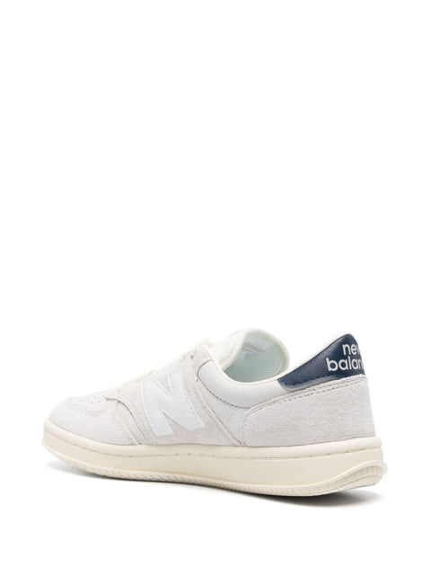 Sneaker T500