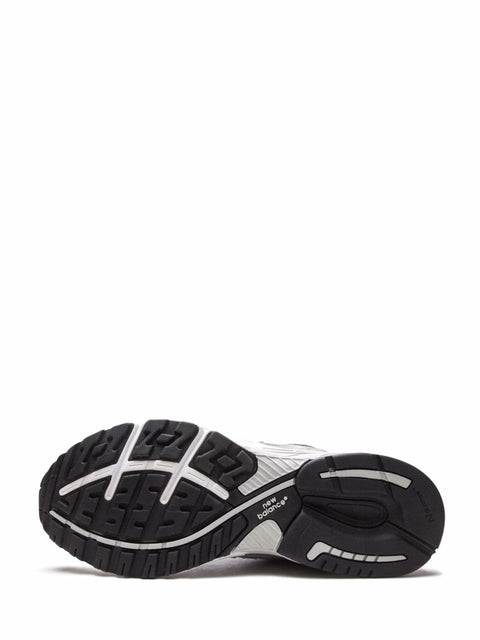 Sneaker 993