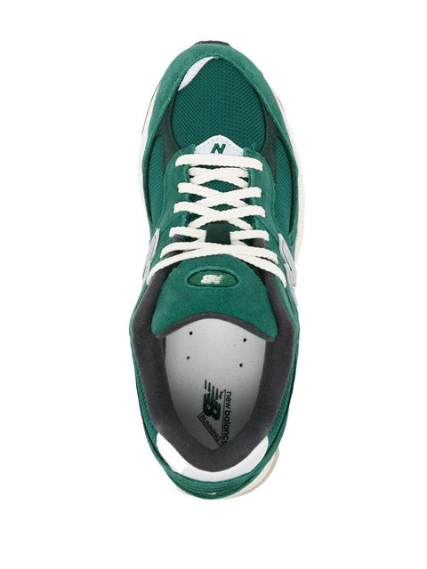 Sneakers R 2002