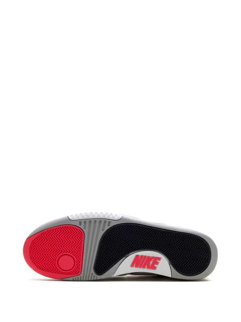 Sneaker Air Tech Challange II QS