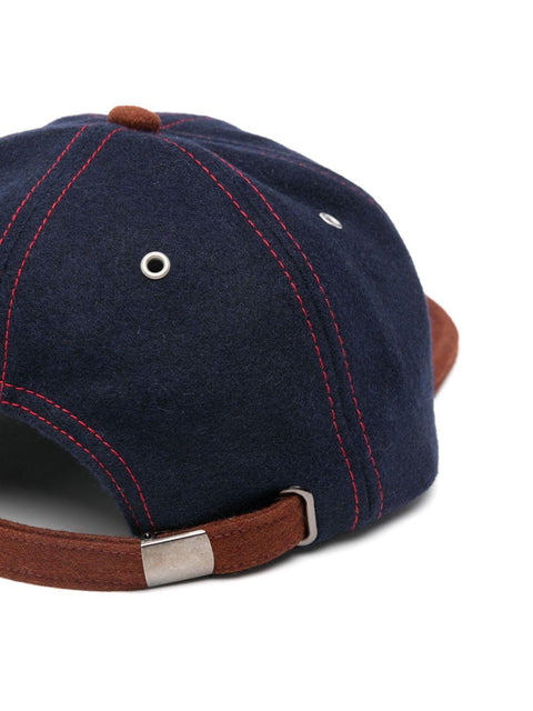Cappello da baseball con ricamo